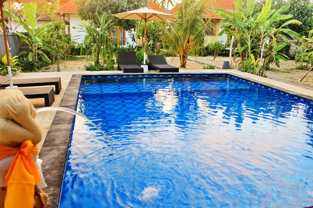 Hokita Home Stay Nusa Lembongan  Bagian luar foto